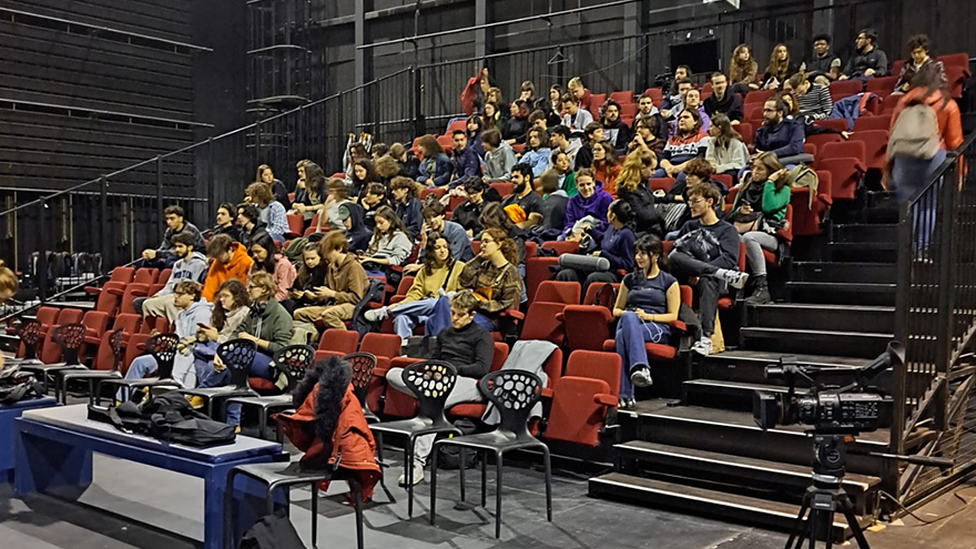 étudiants de l'école cinéma et audiovisuel ÉSEC